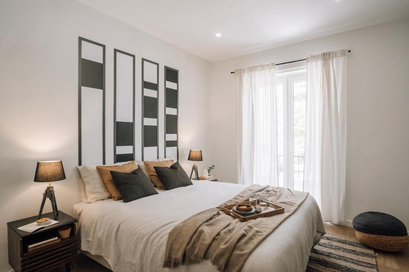 Arne - 3 Bedrooms In Alvalade Lisboa